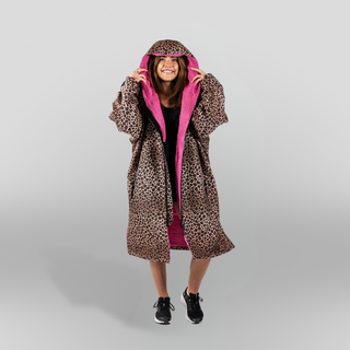 CosiRobe -  Waterproof Dry Changing Robe -  Leopard Print (Pink Edition)