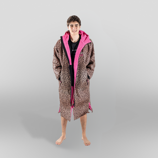 CosiRobe -  Waterproof Dry Changing Robe -  Leopard Print (Pink Edition)